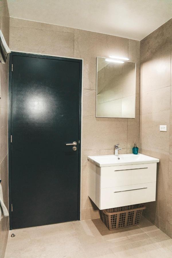 Gray Door Apartments - Adults Only Palm Beach Buitenkant foto