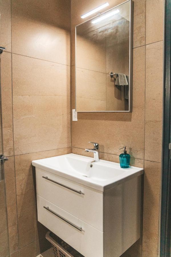 Gray Door Apartments - Adults Only Palm Beach Buitenkant foto