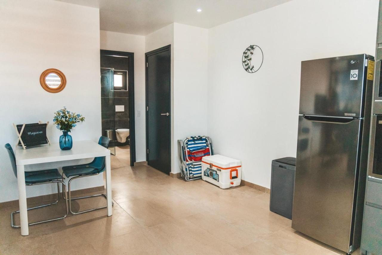 Gray Door Apartments - Adults Only Palm Beach Buitenkant foto