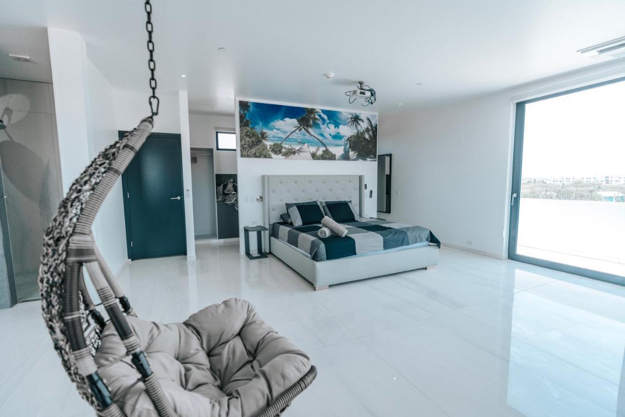 Gray Door Apartments - Adults Only Palm Beach Buitenkant foto