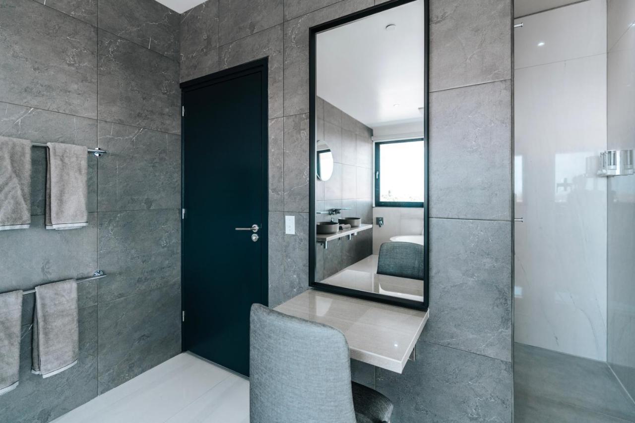 Gray Door Apartments - Adults Only Palm Beach Buitenkant foto