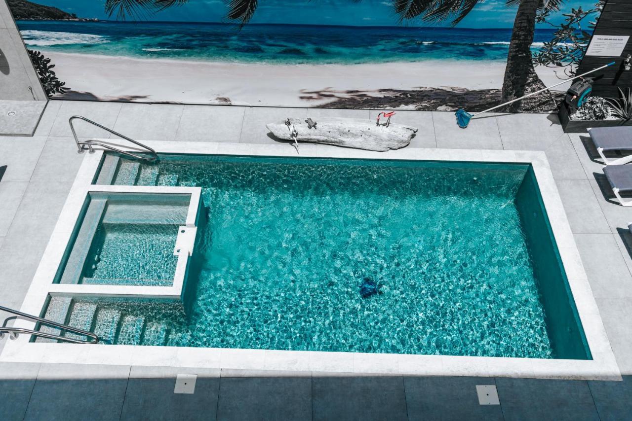 Gray Door Apartments - Adults Only Palm Beach Buitenkant foto