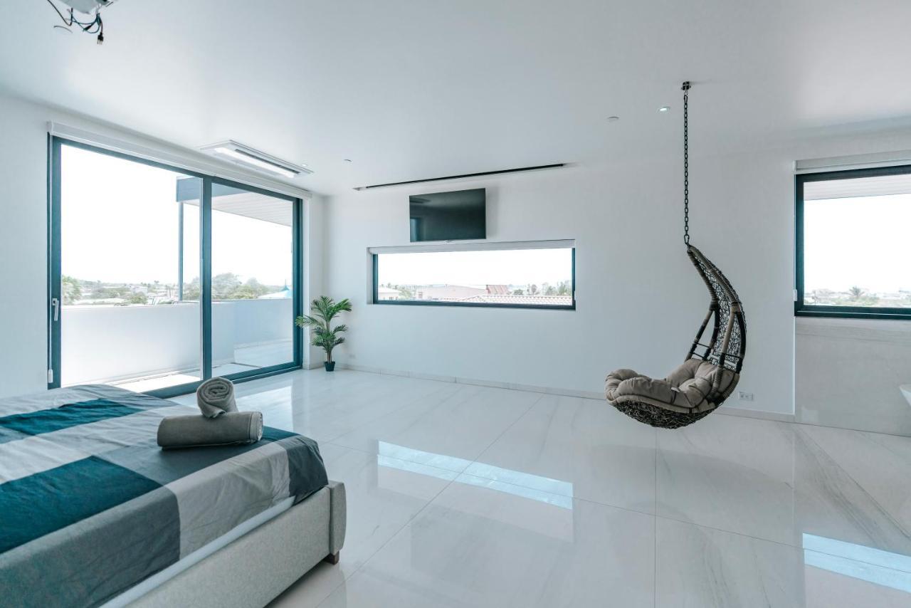 Gray Door Apartments - Adults Only Palm Beach Buitenkant foto